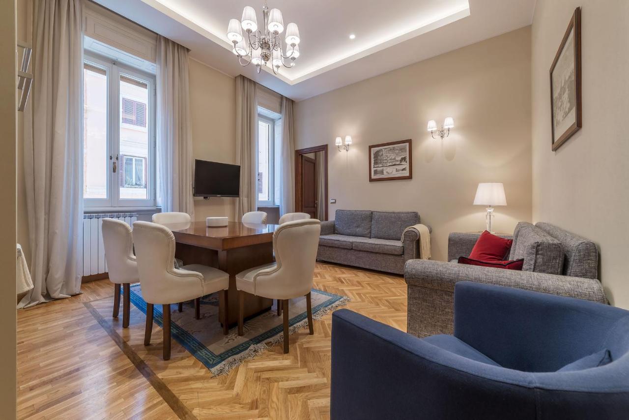 900 Lazio, Emilia & La Corte Apartamento